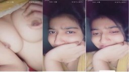 Cute Desi Girl Shows boobs on VC